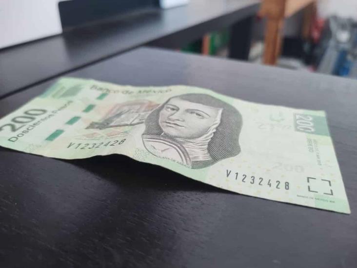 Circulación de billetes falsos desata fricciones entre clientes y comerciantes