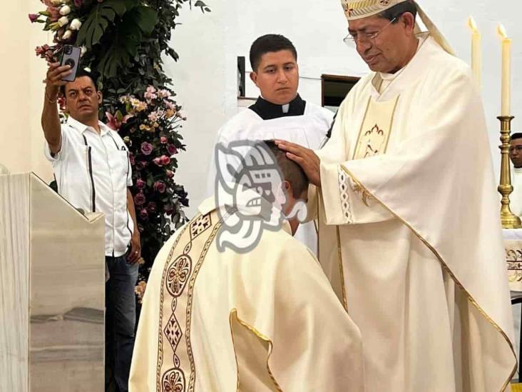 Obispo de la Diócesis de Papantla ordena a sacerdote en Misantla