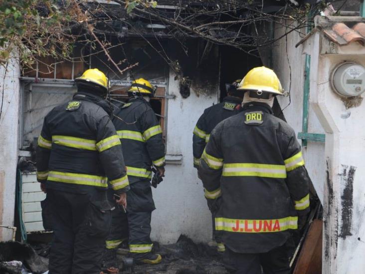 Controlan incendio en departamento al norte de Veracruz