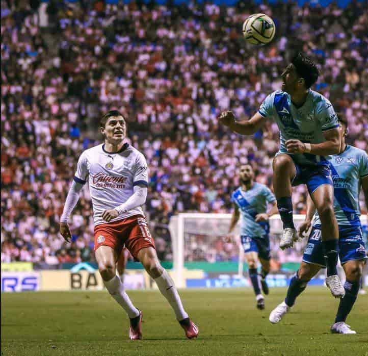 Corta Puebla racha de triunfos de Chivas