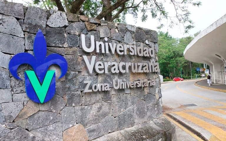 Estudiantes de UV realizan movilidad virtual con distintos países