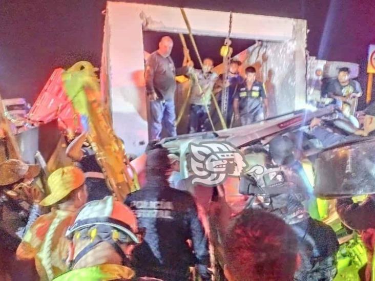 Restablecen circulación en la autopista Puebla-Orizaba tras accidente múltiple