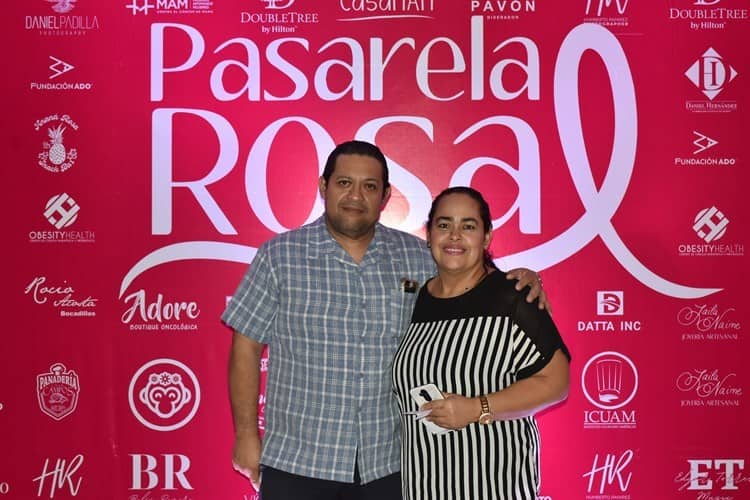 CasaMAM realiza Pasarela Rosa a beneficio de mujeres con cáncer