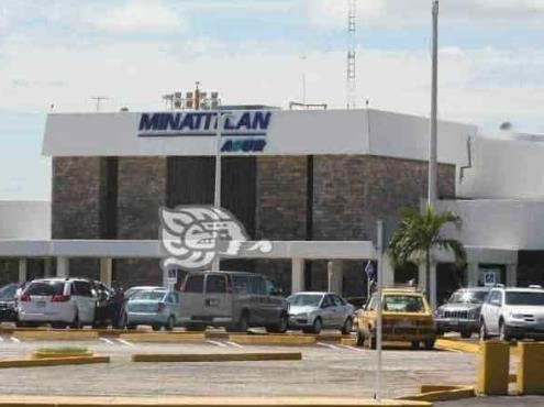 Aeropuerto de Minatitlán reactiva tercer vuelo ante temporada vacacional