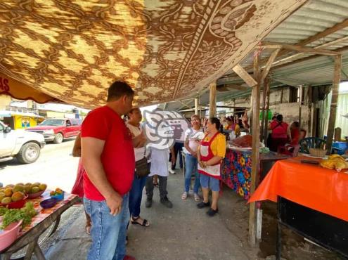 Matadero clandestino lleva foco de infección en mercadito de Minatitlán