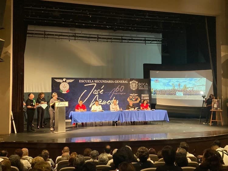 Conmemoran 59 años de Escuela Secundaria Federal José Azueta en Boca del Río