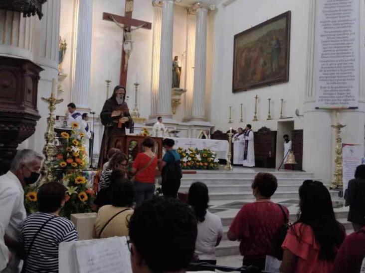 Junto a reliquias de San Charbel, realizan unción de enfermos en Orizaba (+Video)