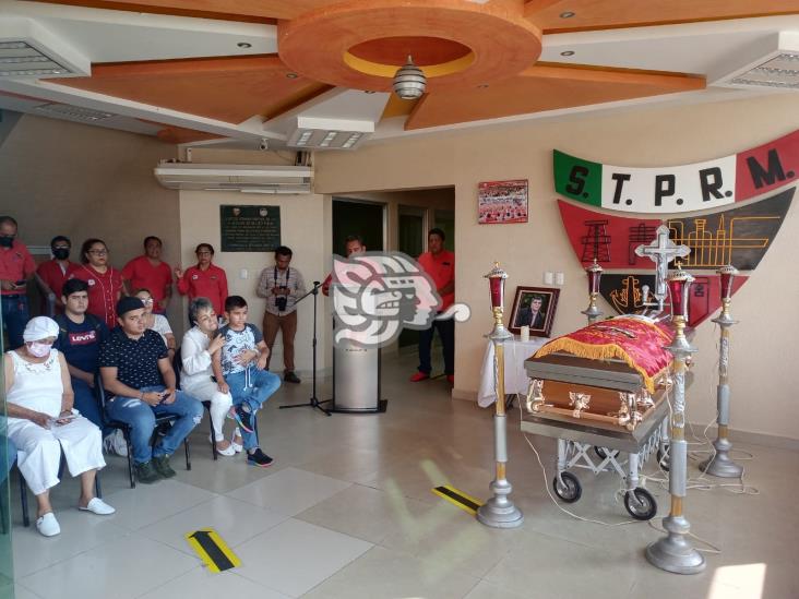 Dan el último adiós a Carlos Ascencio, obrero víctima de la explosión en Ixhuatlán del Sureste