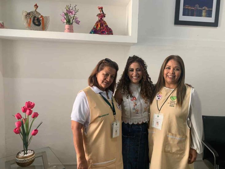 Ofrecen prótesis mamarias gratuitas en Veracruz