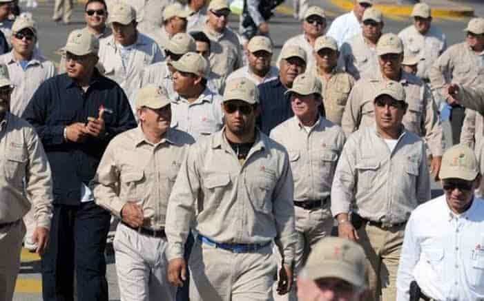 ¡Insensibles! líderes estarían amenazando a petroleros para marchar en el sur de Veracruz