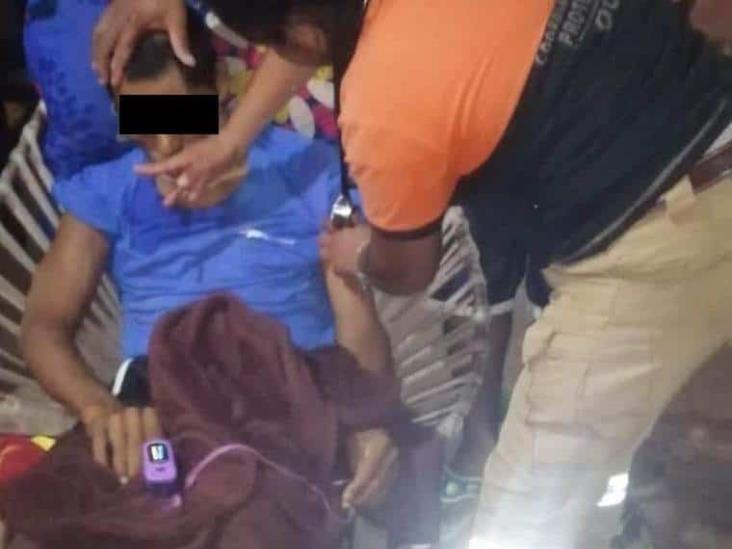 No alcanza a llegar al hospital; muere oluteco en ambulancia