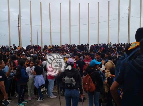 Jóvenes adventistas comparten mensaje de paz en Coatzacoalcos