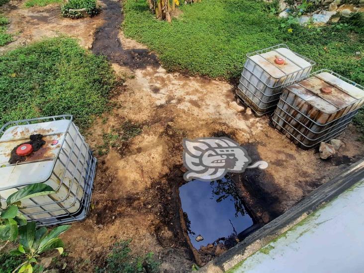 Pemex reanudará saneamiento de derrame de aceite en Agua Dulce