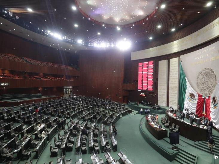 Tras un infarto, muere trabajador de limpieza en la Cámara de Diputados