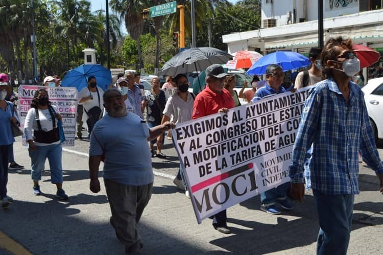 Marchan integrantes de Moci en Veracruz, en el marco del Día Internacional del Agua (+Video)