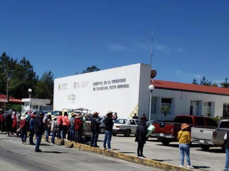 Toman Hospital de Tlaquilpa, piden destitución de directora (+Video)