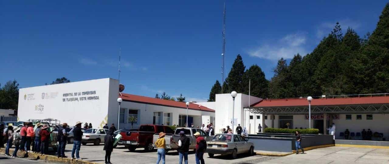 Toman Hospital de Tlaquilpa, piden destitución de directora (+Video)