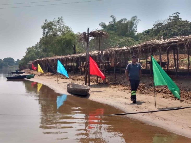 Esperan más de 20 mil turistas en playas de Texistepec