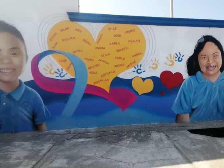 Develan mural por Día Mundial del Síndrome de Down en Coatzacoalcos (+Vídeo)