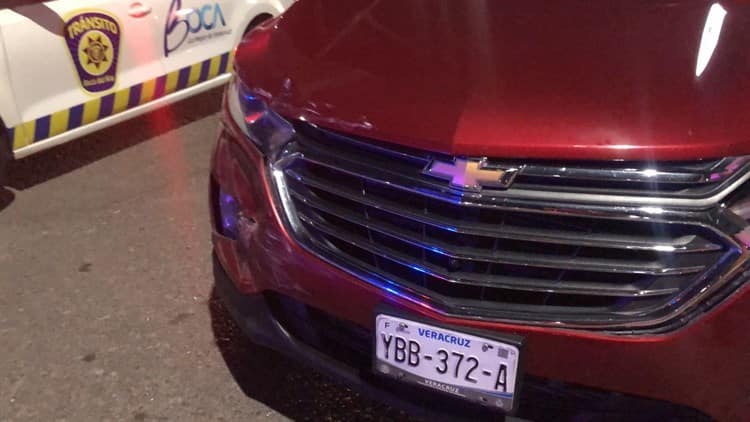 Abuelito ocasiona volcadura de camioneta frente a Hotel Mocambo en Boca del Río (+Video)