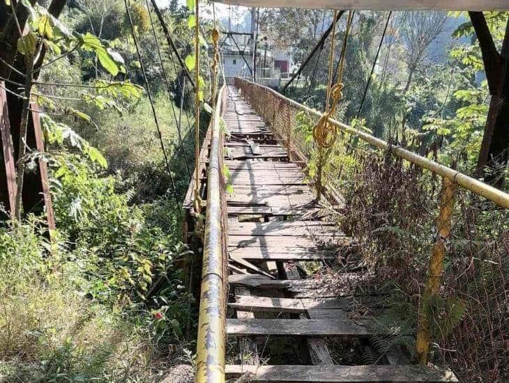 Hay diálogo con CFE para rehabilitar acceso a cascada de Texolo, afirman