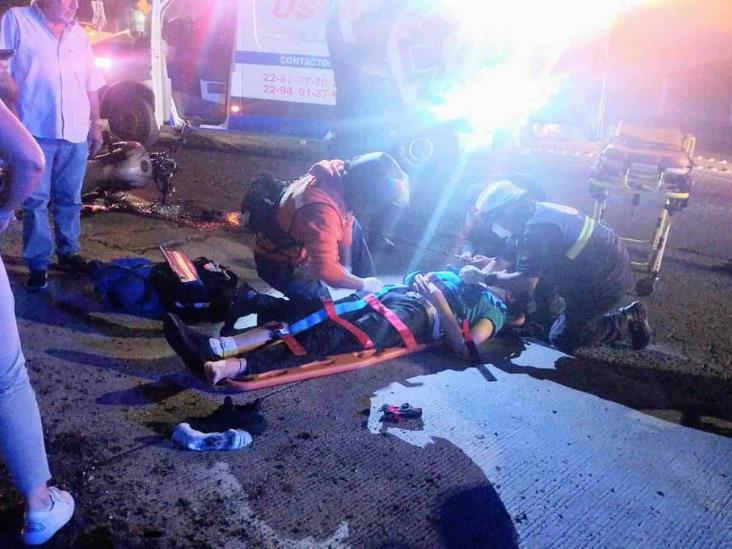 Motociclista arrollado por un auto en libramiento de Las Trancas