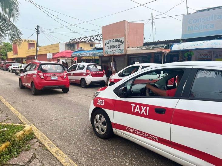 Más de 10 mil taxistas de Coatza esperan con ansias la Expo y Semana Santa