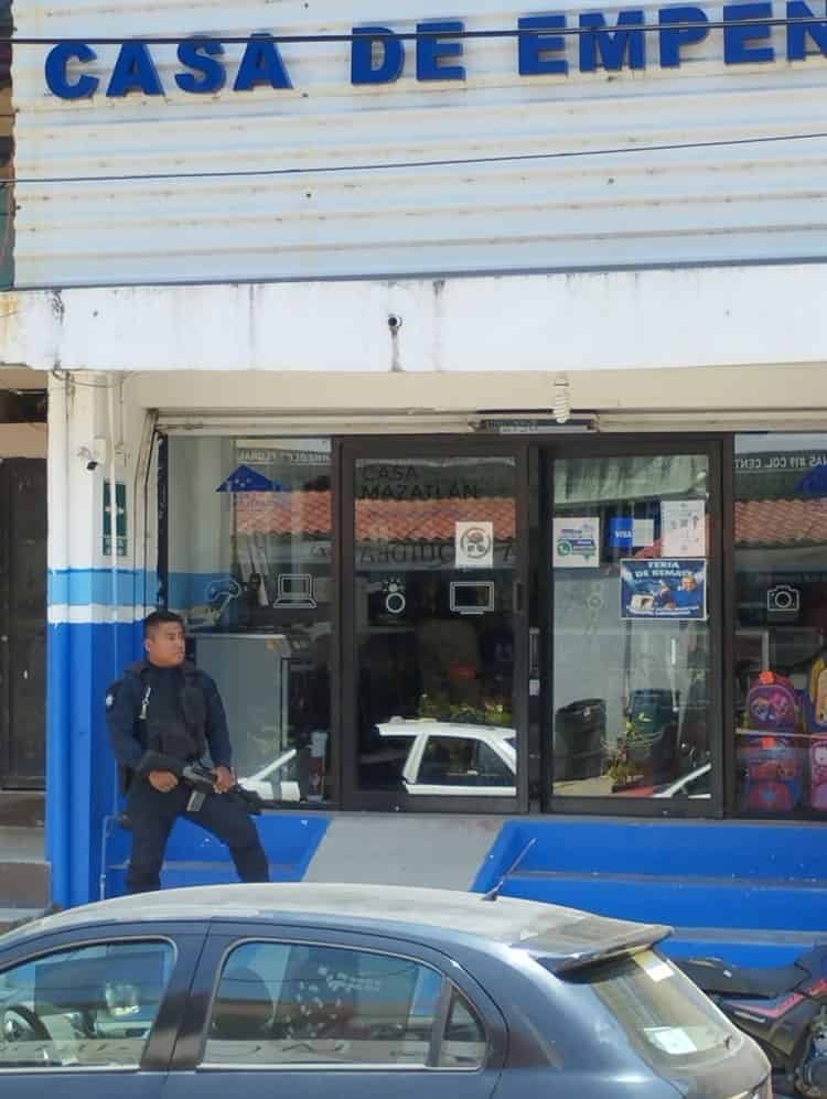 Detienen a hombres que intentaron asaltar casa de empeño en el sur de Veracruz