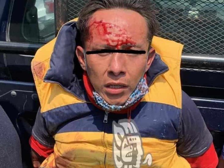 Roban taxi y terminan volcando; pasó en Orizaba (+Video)