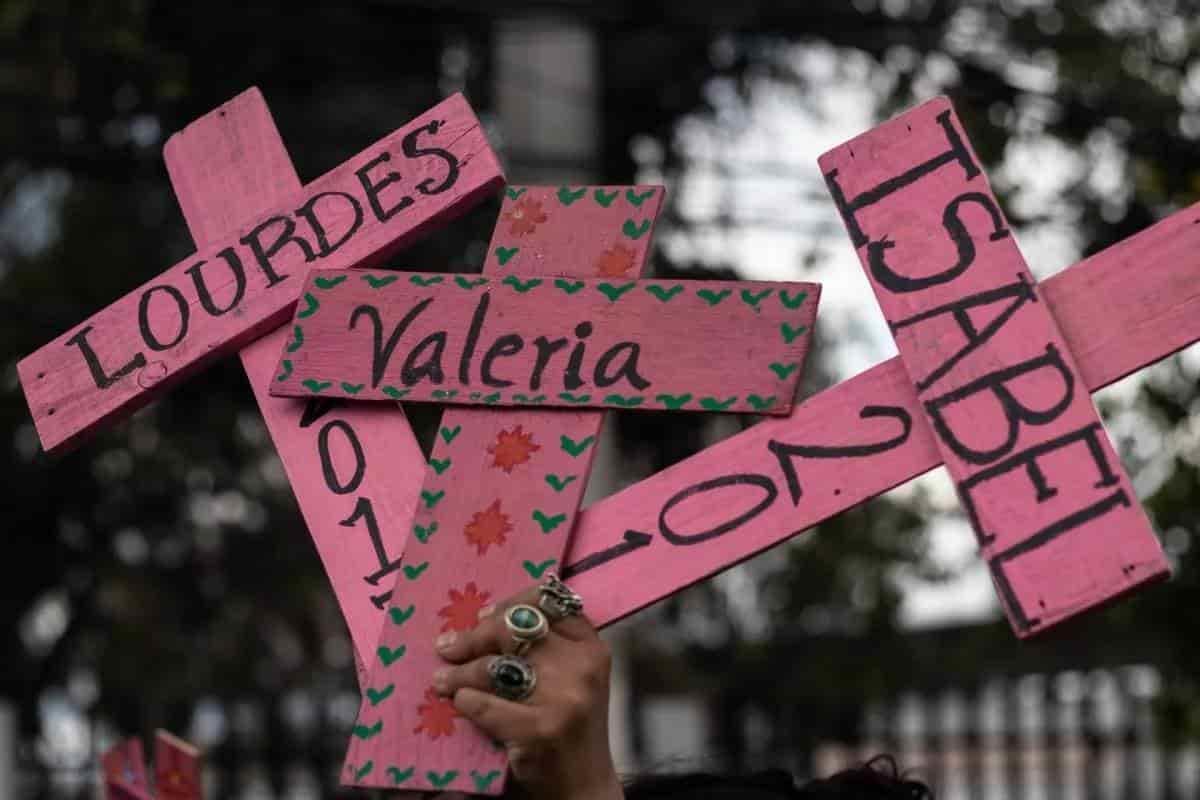Creciente cifra de feminicidios en Veracruz, frente a un Cuitlahuac simulador