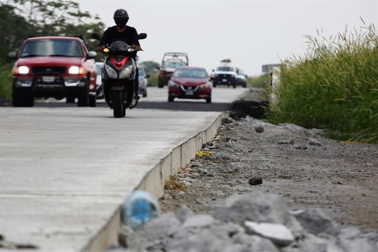 ¡Cuidado!; peligroso tramo en la carretera Transístmica, advierten automovilistas