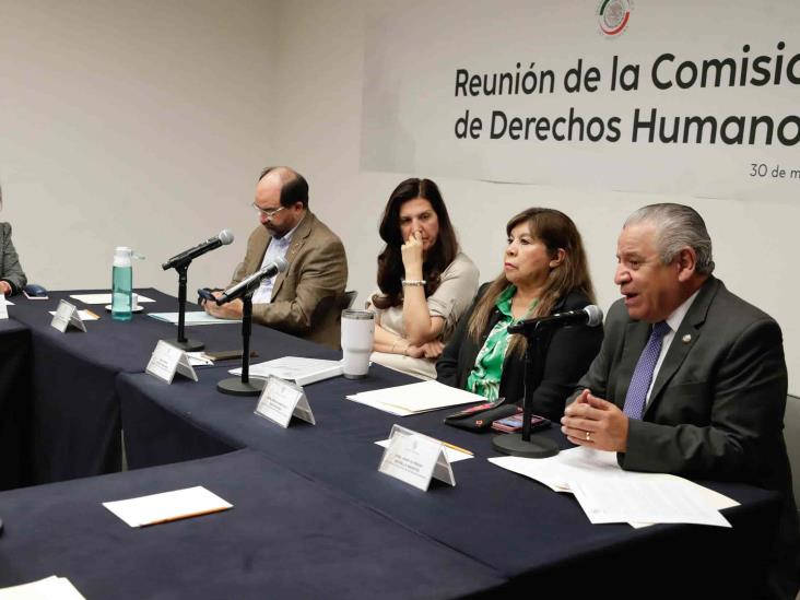 Falta de quórum salva a fiscal y al gobernador de Veracruz de comparecer