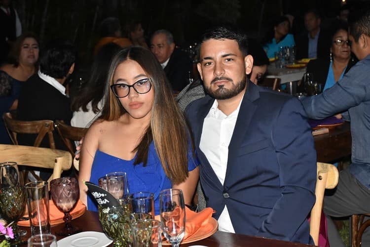 Martha Márquez Hernández y Vicente Romero Reyes contraen matrimonio