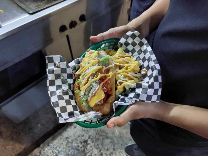 Traen hot dogs estilo Sinaloa al puerto de Veracruz