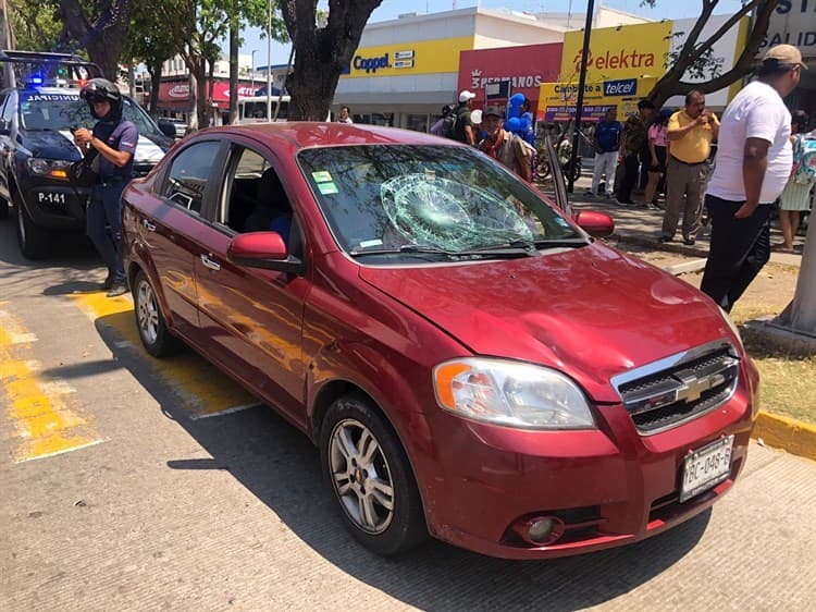 Joven es atropellada en conocida avenida de Veracruz