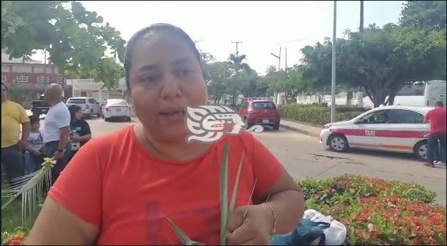 A la edad de tres años aprendió a tejer palma en el sur de Veracruz