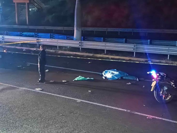 Muere arrollado abajo del puente peatonal de El Lencero