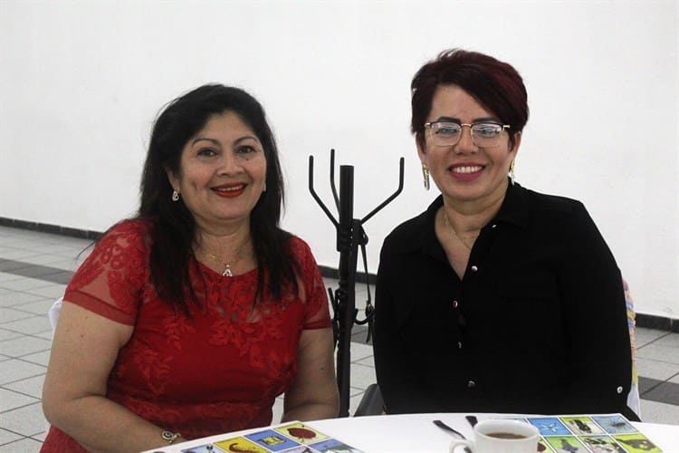 Comité de Damas del Club de Leones de Veracruz realizan Café con Causa