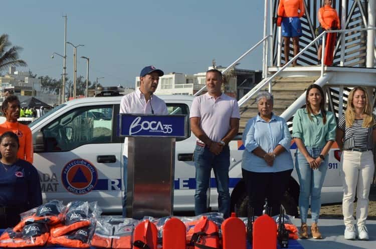 Recibe PC de Boca del Río equipo y material para mayor vigilancia en playas