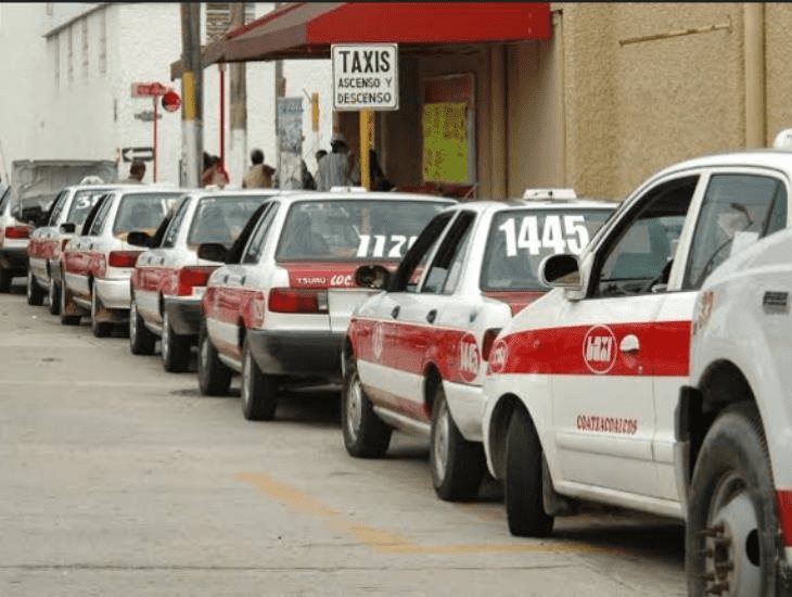 Asaltantes en taxi se pasean por el malecón de Coatzacoalcos