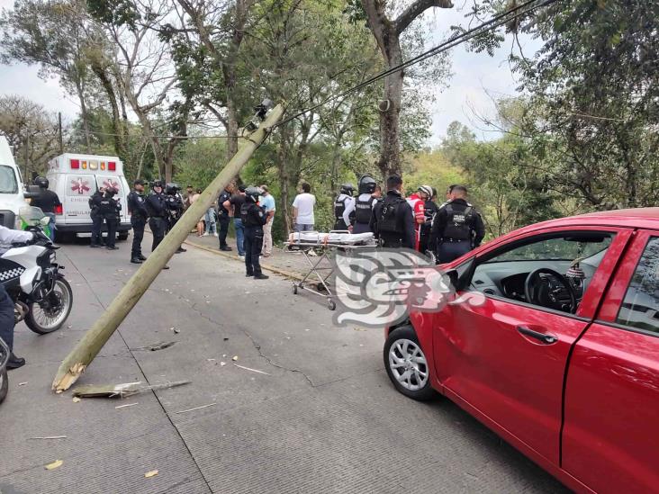 Aparatoso accidente en avenida Murillo Vidal de Xalapa