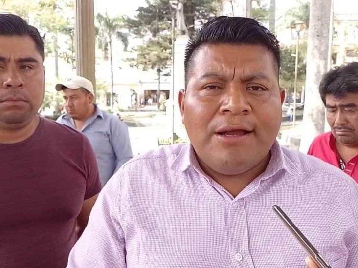 Luchan artesanos de la región de Zongolica por contar con espacios para vender sus mercancías