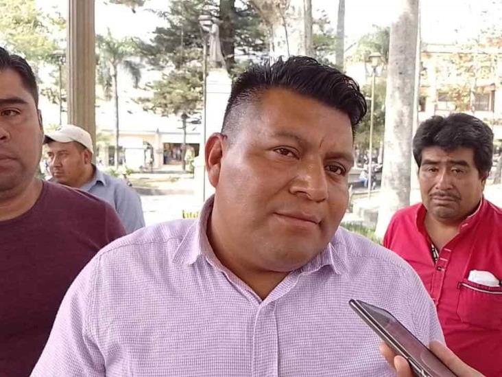 Luchan artesanos de la región de Zongolica por contar con espacios para vender sus mercancías