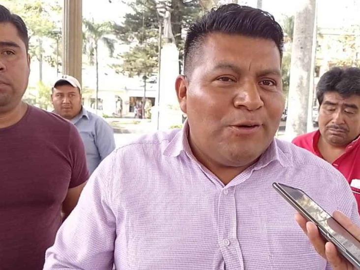 Luchan artesanos de la región de Zongolica por contar con espacios para vender sus mercancías