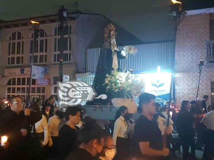 Silencio total, en procesión dolorosa, para no olvidar sacrificio de Jesús