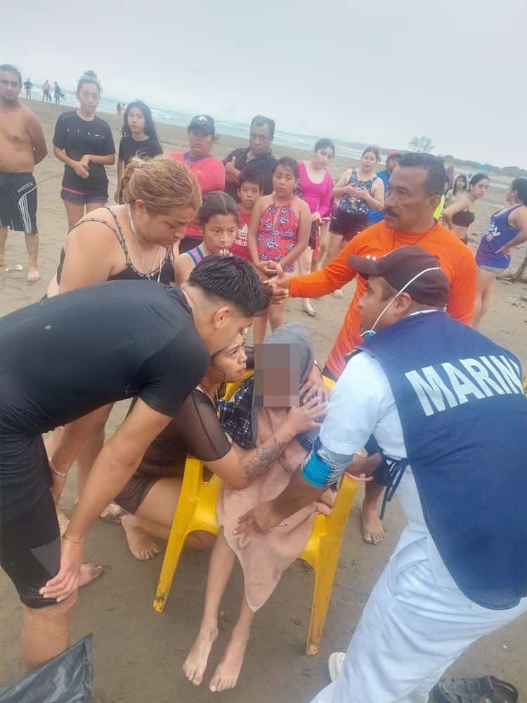 Rescatan a dos menores de ahogarse en Úrsulo Galván