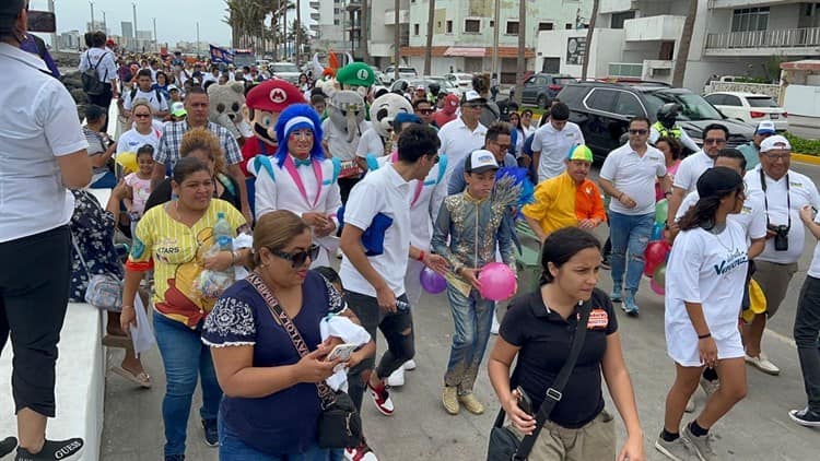 Así se vivió la rumbata de Semana Santa del Carnaval de Veracruz 2023 (+Video)