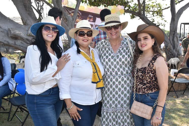 Realizan A Bota y Sombrero a beneficio de Amanc Veracruz