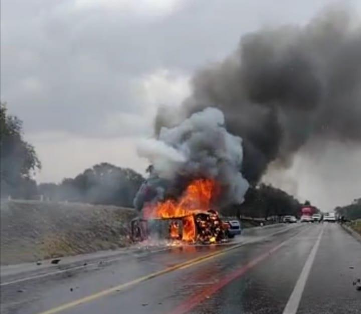 Fatal accidente deja cinco personas fallecidas en la autopista Amozoc