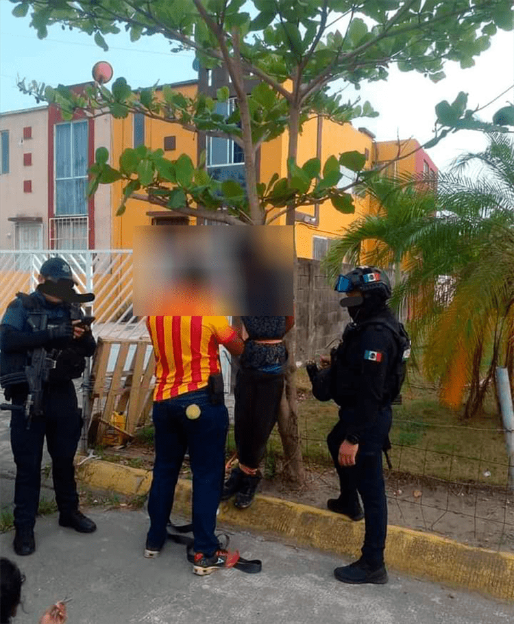 Amarran a pareja de presuntos ladrones en Arboledas San Ramón, en Medellín